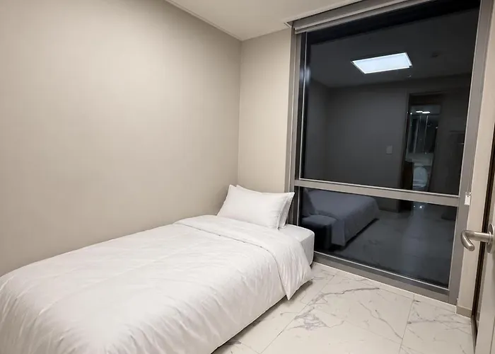 Apartamento Namsan Myeongdong Namdaemoon Market Seul
